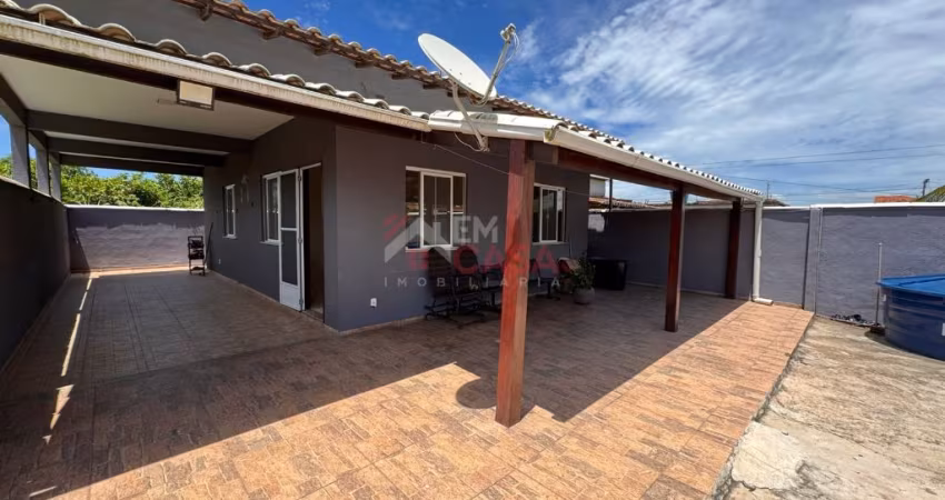 Casa Aconchegante com Árvores Frutíferas e Garagem Coberta!
