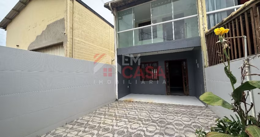 Casa à Venda – Lado Praia em Unamar, Cabo Frio!