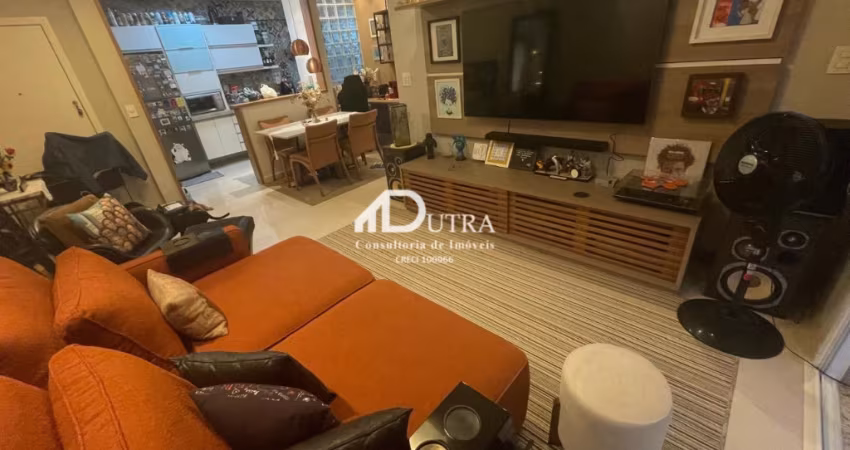Excelente apartamento de 2 dormitórios com 2 vagas e lazer à venda no Embaré Santos