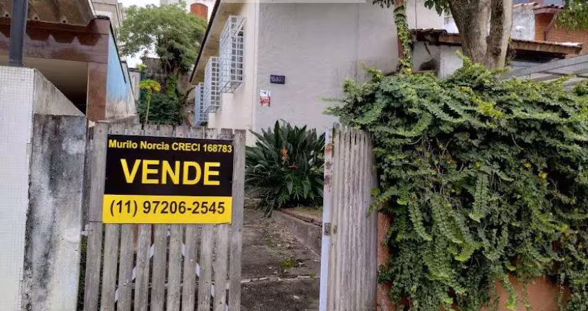Casa semi-térrea com 2 dormitórios sala 5 vagas amplo quintal localizada no klabin, região nobre do jardim da glória e vila mariana
