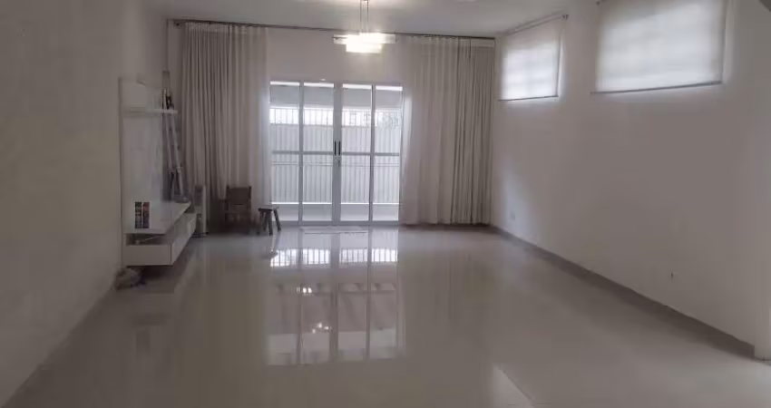 Klabin casa com 3 dormitórios, sendo 1 suíte 2 vagas, chácara klabin, no jardim da glória, região nobre da vila mariana