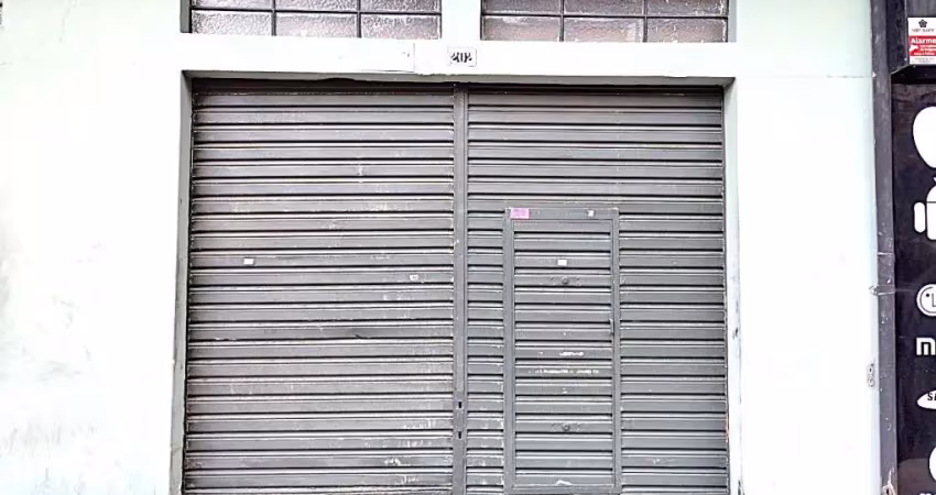 Salão comercial localizado no bairro do cambuci com aproximadamente 110m² e pé direito de 6 metros.