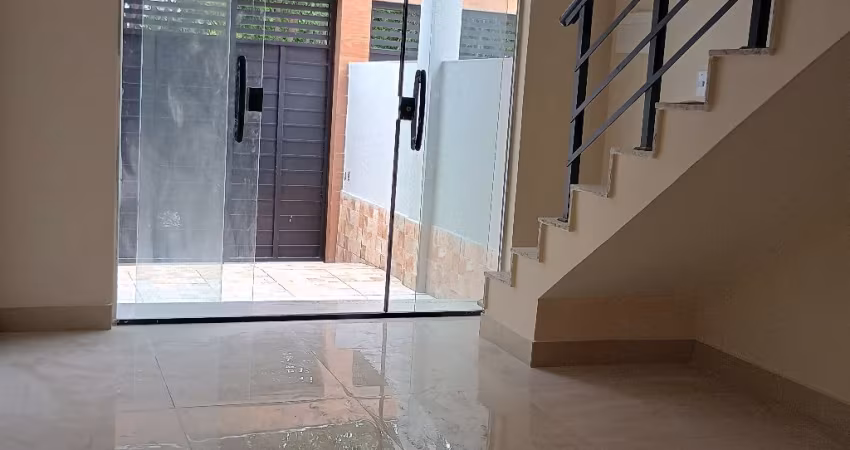 S.J.de Meriti - Jardim Meriti Casas duplex novas com 2 Quartos com 2 banheiros+vaga de garagem a partir de 269 mil aceitamos financiamento bancário