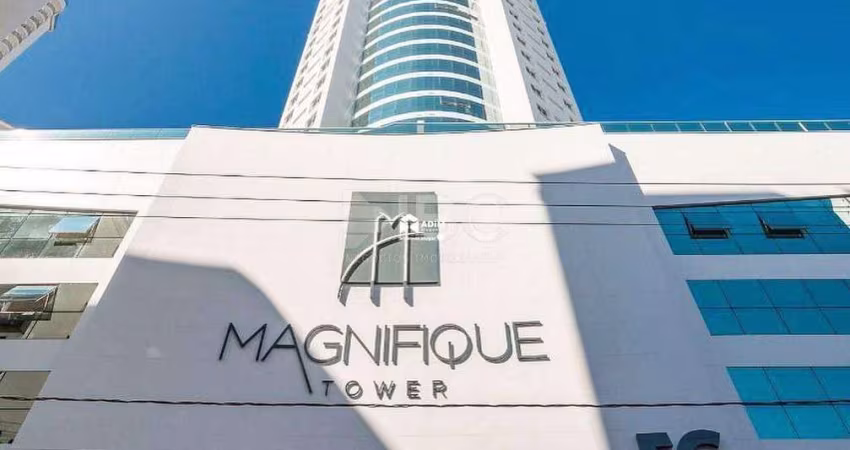 Aluguel Anual; Apartamento Alto Padrão Quadra mar, Mobiliado com 3 suítes em Balneário Camboriú.