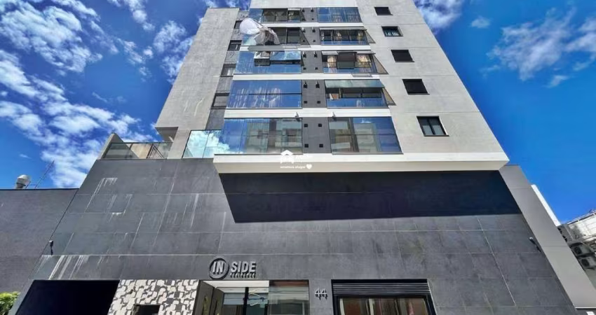 Aluguel Anual: Apartamento 2 quartos mobiliado a poucos metros do mar em Balneário Camboriú