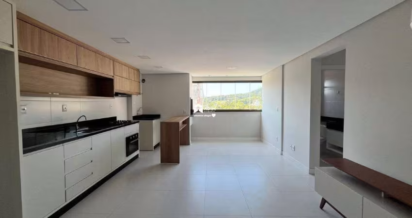 Aluguel anual: Apartamento de 2 quartos, sendo 1 suíte em Camboriú