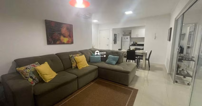 Aluguel anual: Apartamento de 2 suítes em Balneário Camboriú
