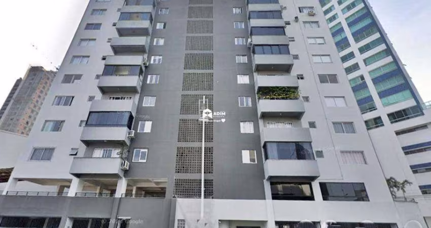 Aluguel Anual: Apartamento Mobiliado com 2 quartos no centro de Balneário Camboriú.