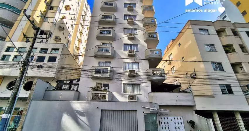 Aluguel anual: apartamento 3 dormitórios, 2 sacadas, sem mobilia e 1 vaga privativa, no centro de balneário camboriú