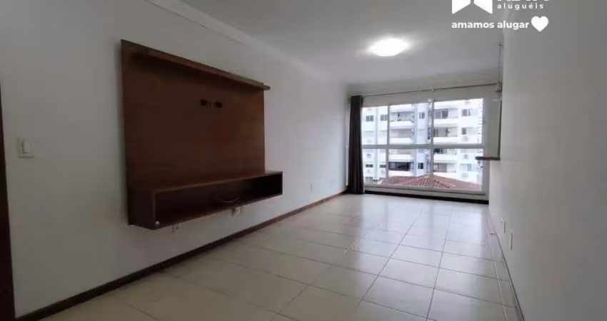 Aluguel anual: apartamento de 01 suíte + 2 demi suítes em balneário camboriú