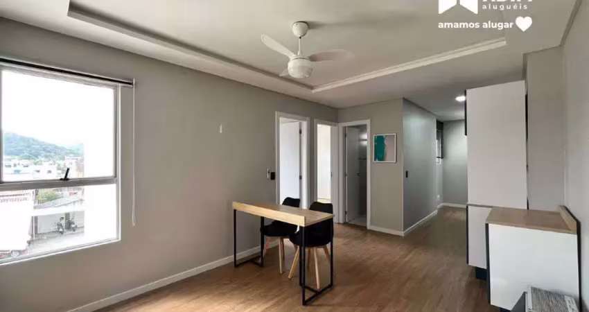 Aluguel anual: apartamento 2 quartos semi mobiliado no bairro são judas em balneário camboriú.