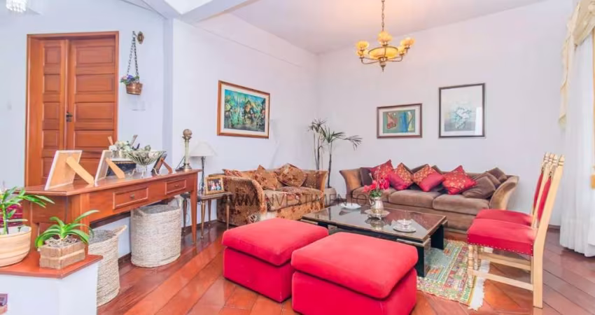 Awm Vende Casa no Bairro Chácara Das Pedras, Porto Alegre - CA345