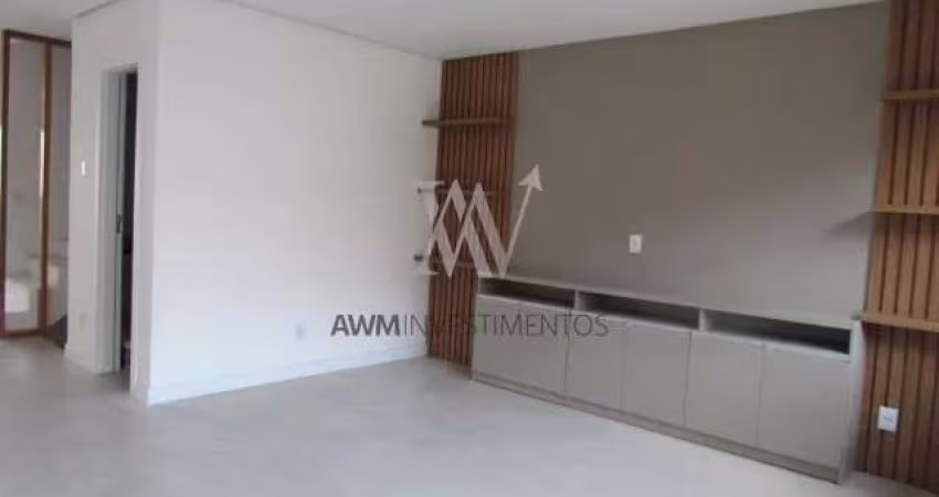 Awm Vende Casa no Bairro Chácara Das Pedras, Porto Alegre - CA159