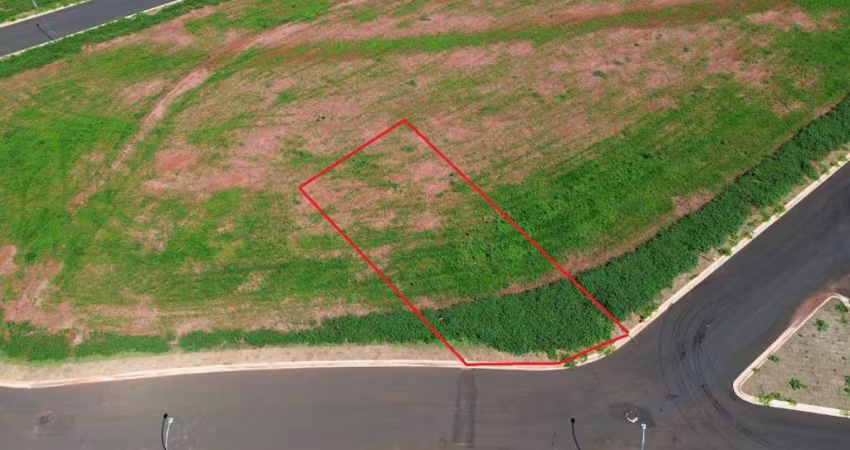 Excelente lote em condomínio para venda, 389m²