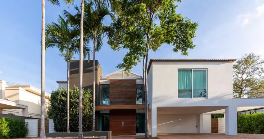 Casa no condomínio guaporé 2 para venda com 4 quartos, sendo 4 suítes, 633m²