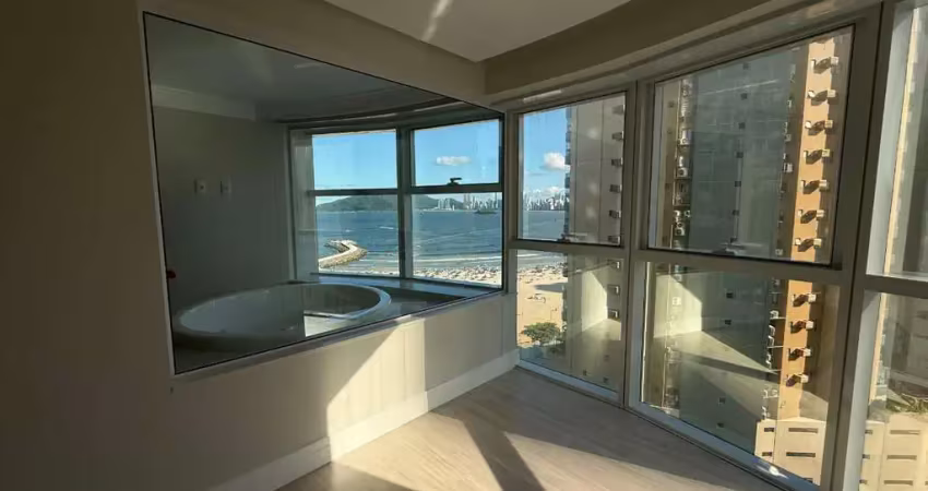 Atraente apartamento tipo para venda em pioneiros com 4 quartos, sendo 3 suítes, 207m²