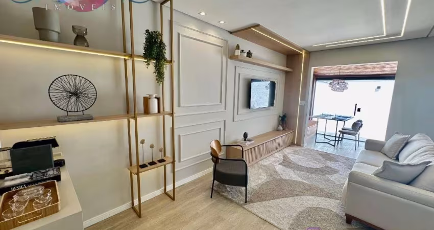 SOBRADO COM FINO ACABAMENTO MOBILIADO E DECORADO NO GARDEN RESORT