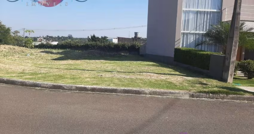 Terreno à Venda no condomínio Terras de Genova - lote plano