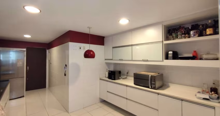 COBERTURA DUPLEX NA RUA FÁBIO DA LUZ