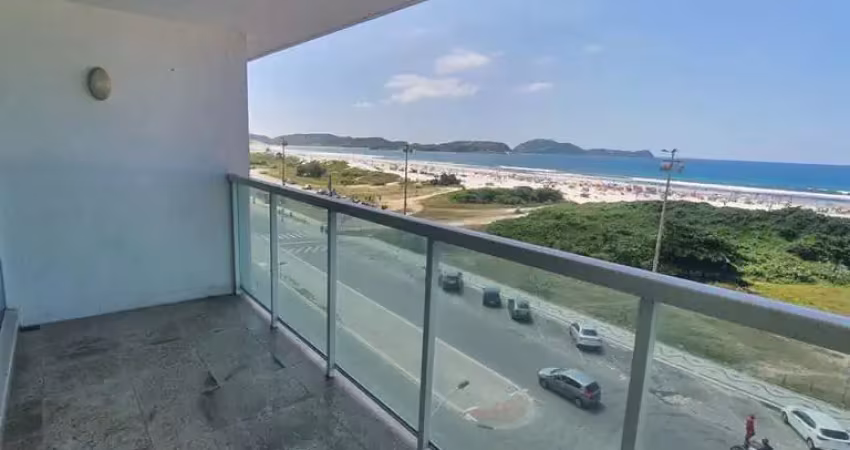Apartamento para Venda em Cabo Frio, Algodooal, 3 dormitórios, 1 suíte, 2 banheiros, 2 vagas