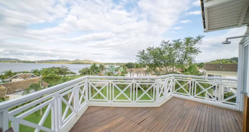 Cobertura Duplex Mobiliada no Resort Porto da Lagoa – Sofisticação e Qualidade de Vida à Beira da La
