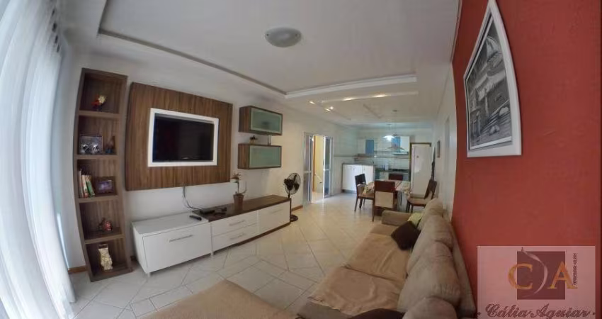 Casa para Temporada em Itapema, Centro, 4 dormitórios, 2 suítes, 3 banheiros, 2 vagas