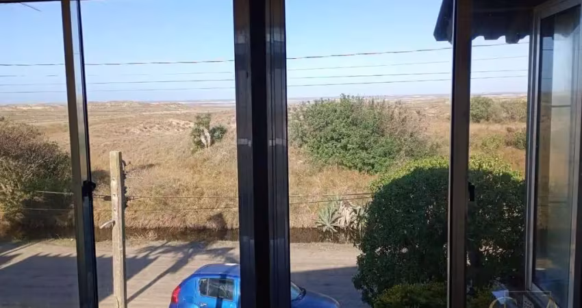 Casa para venda em rio grande, cassino, 4 dormitórios, 2 suítes, 3 banheiros, 2 vagas