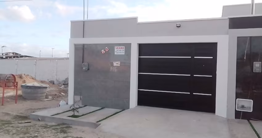 Casa Nova à Venda  em Quixadá-Ce 2 Quartos