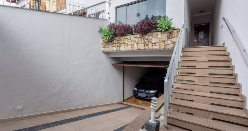 Sobrado para Venda em São Paulo, Jardim Piqueroby, 3 dormitórios, 1 suíte, 2 banheiros, 3 vagas