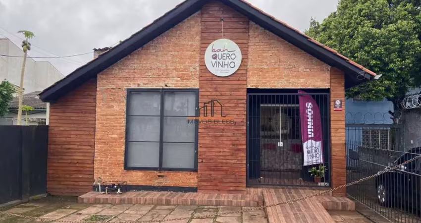 Casa localizada no Igara/Canoas