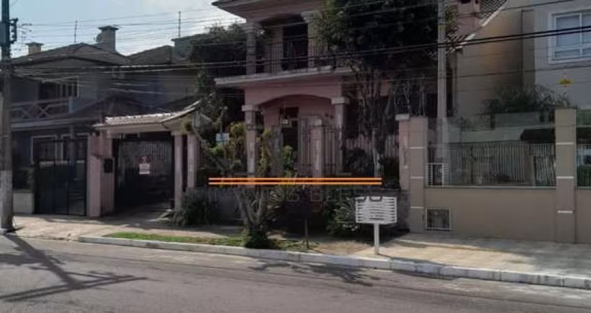 Sobrado localizado no bairro São José/Canoas