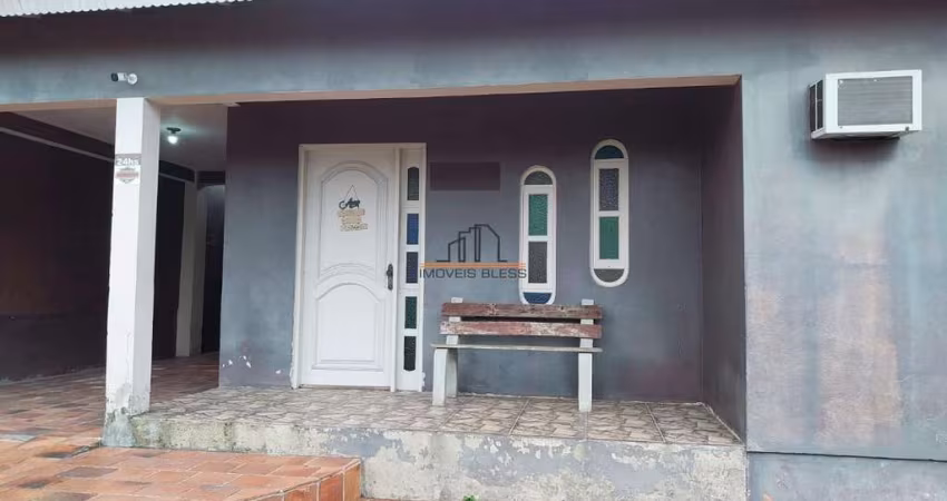 Casa localizada no bairro Estância Velha/Canoas