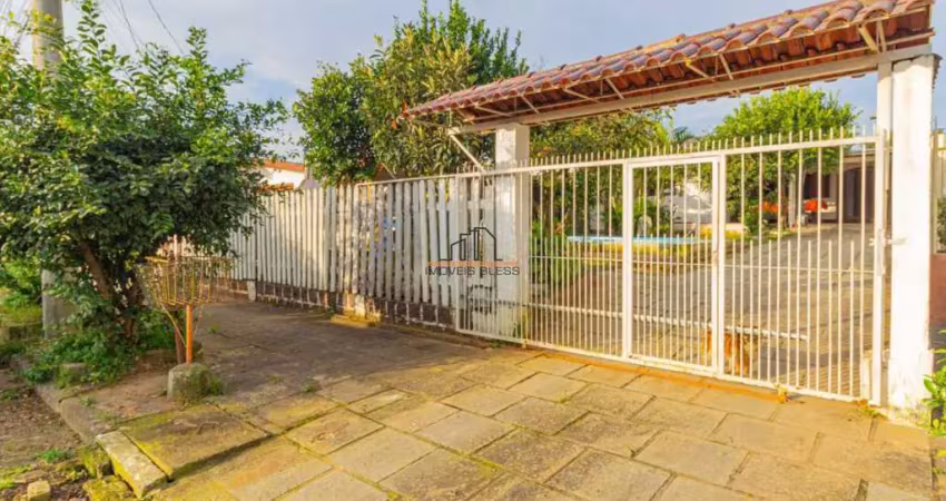 Casa localizada no bairro Estância Velha/Canoas