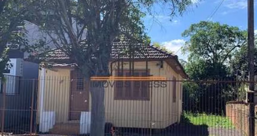 Casa localizada no bairro Fátima/Canoas