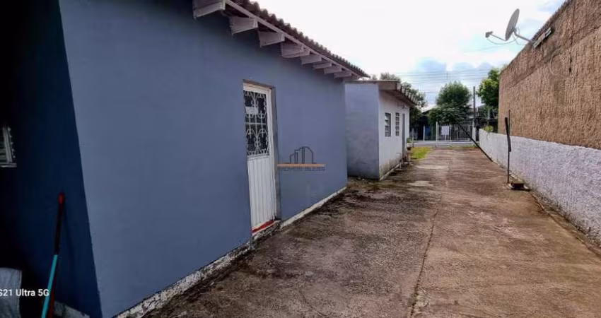 Casa localizada no bairro Estância Velha/Canoas
