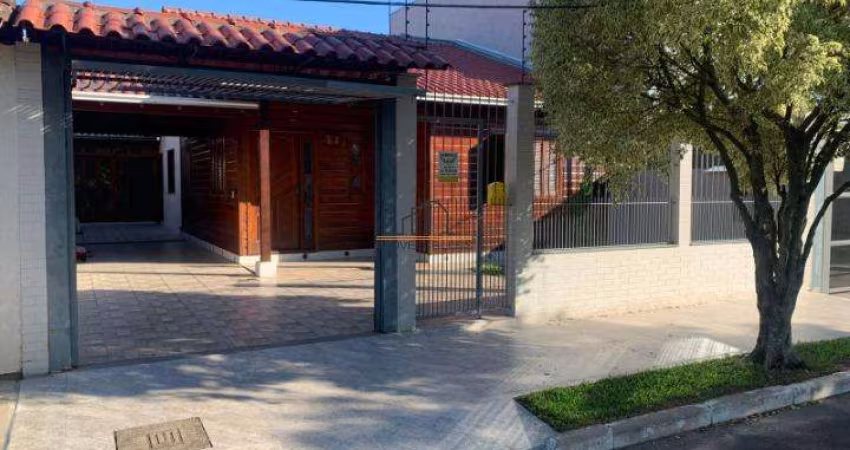 Casa localizada no bairro Estância Velha/Canoas