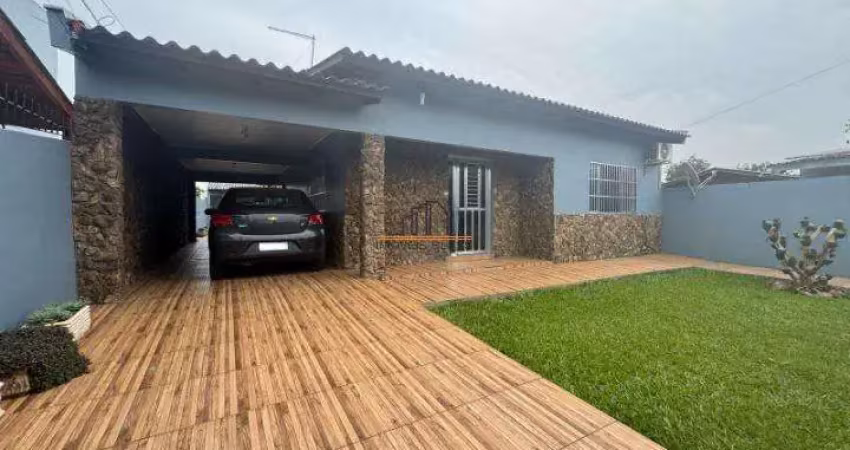 Casa localizada no bairro Harmonia/Canoas