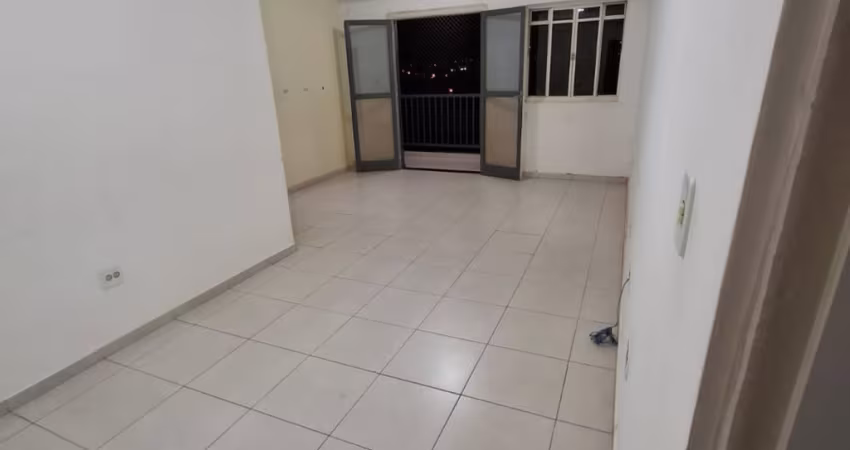 Vende-se apartamento no  Condomínio Armando Melani