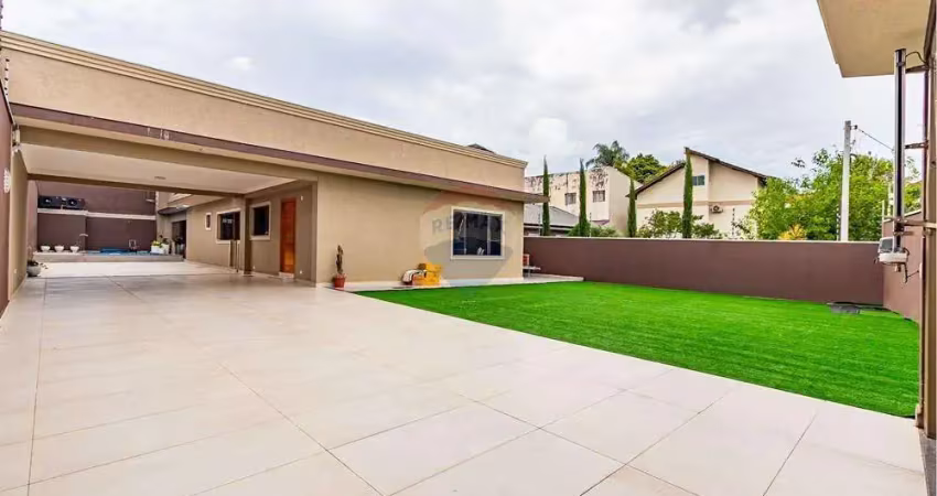 Oportunidade única no uberaba, curitiba – duas casas em um só terreno, com lazer completo e muito espaço!