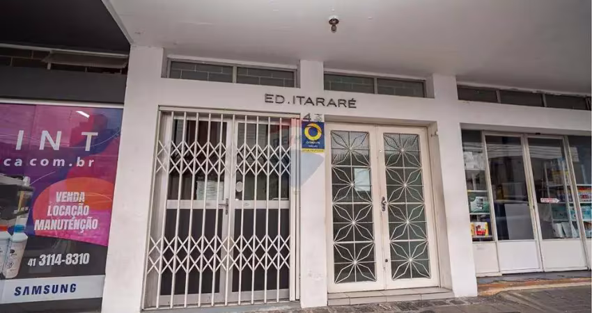 'espaço comercial estratégico no centro de curitiba' com preço promocional!