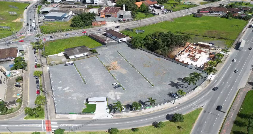 Imóvel para venda tem 8000 metros quadrados em zona industrial norte - joinville - sc