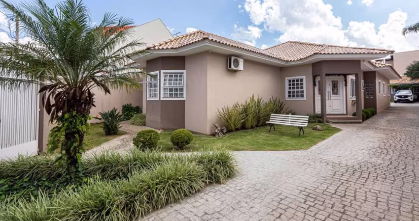 Casa com 3 quartos à venda no Boqueirão, Curitiba 