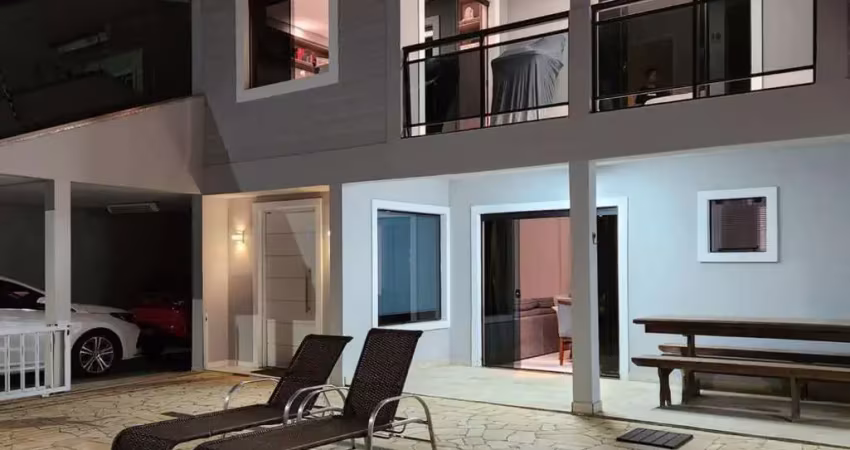 Casa com 3 quartos à venda na Travessa Júlio Veiga Mendes, 89, Bockmann, Paranaguá