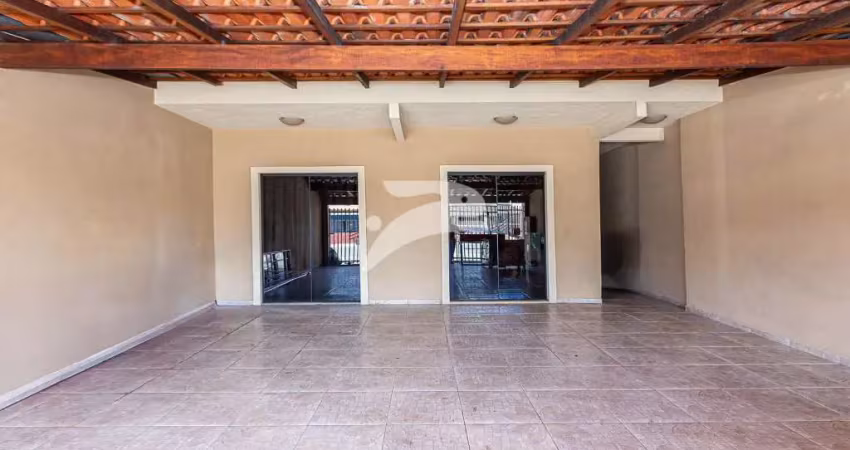 Casa com 6 quartos à venda na Rua Aviador Armin Buhrer, 667, Uberaba, Curitiba