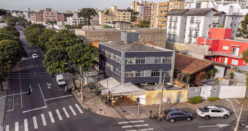 Prédio à venda na Avenida dos Estados, 751, Água Verde, Curitiba