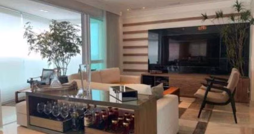 Apartamento de 222 metros quadrados no bairro Anália Franco com 4 quartos