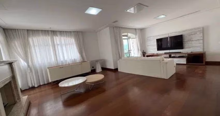 Imóvel para venda tem 254 metros quadrados com 4 quartos em Tatuapé - São Paulo - SP