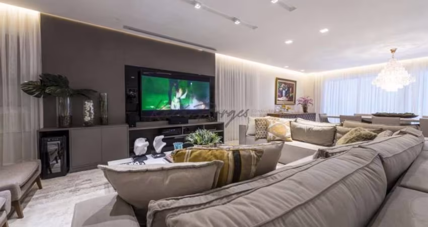 Casa duplex com 5 suítes no Ponta Negra Boulevard