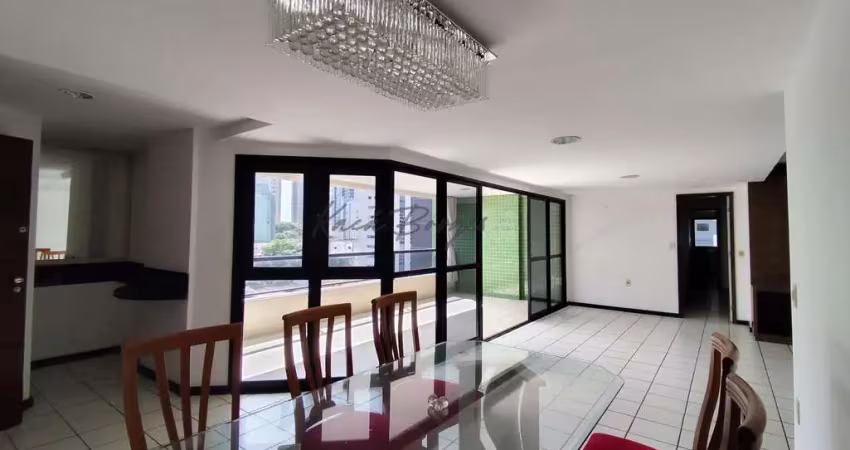 Apartamento no aluísio bezerra em petrópolis com 270m²