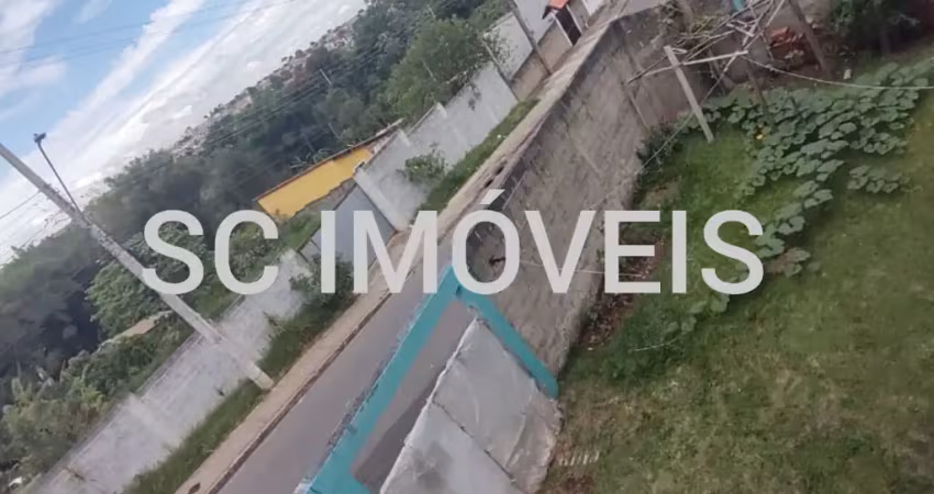 Este sobrado localizado no bairro pousada do vale  r$630.000,00